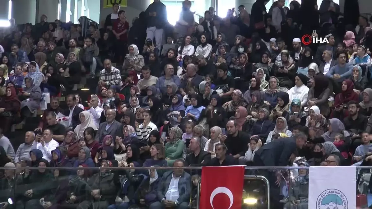 Kayseri’de 438 Öğrenci Hafızlık Belgesi Aldı